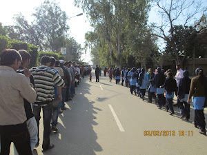 The serpentine queue to enter the "WAGAH BORDER STADIUM"