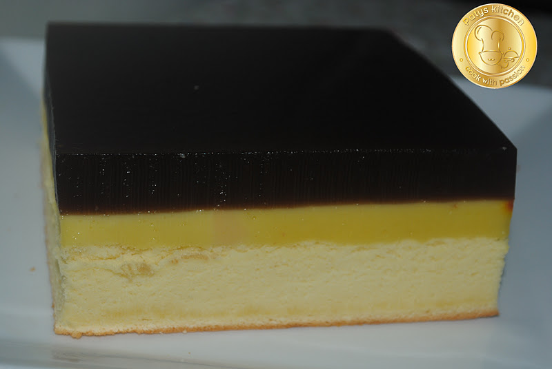 PATYSKITCHEN BANGKOK KAYA CAKE