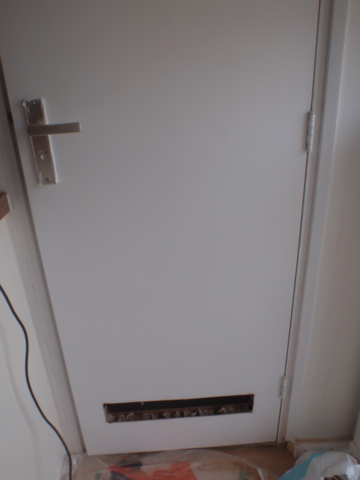 ventilatie onder deur badkamer badkamerdeur rooster verwarming van het huis met brandhout ventilatie onder deur badkamer badkamerdeur rooster verwarming van het huis met brandhout