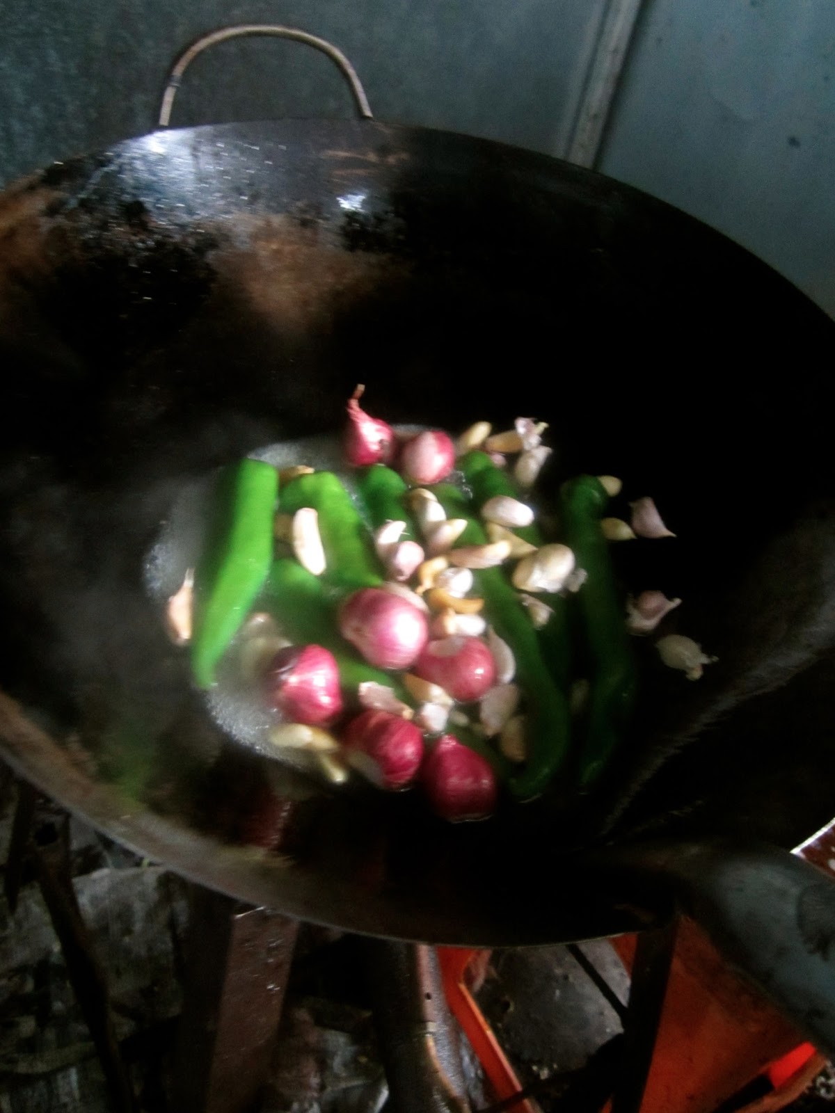 Clouds In The Kitchen Thai Green Chilli Paste {Nam Prik Noom}