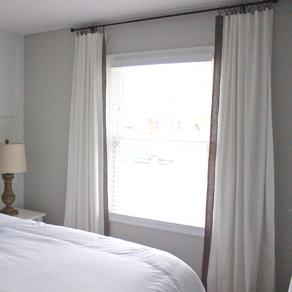 It's A Grandville Life DIY No Sew Custom Length and Greek Trimmed