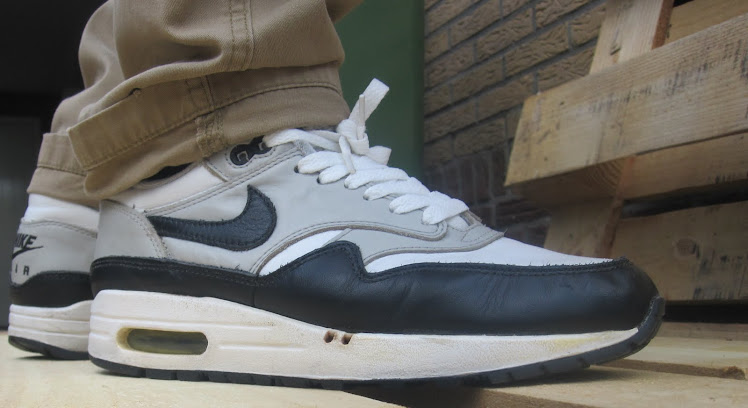 Nike Air Max 1 OG Black Leather