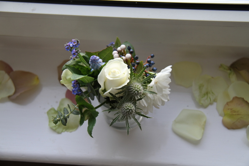 Elegant Me Not Blue Christmas Wedding at The Clifton Arms of