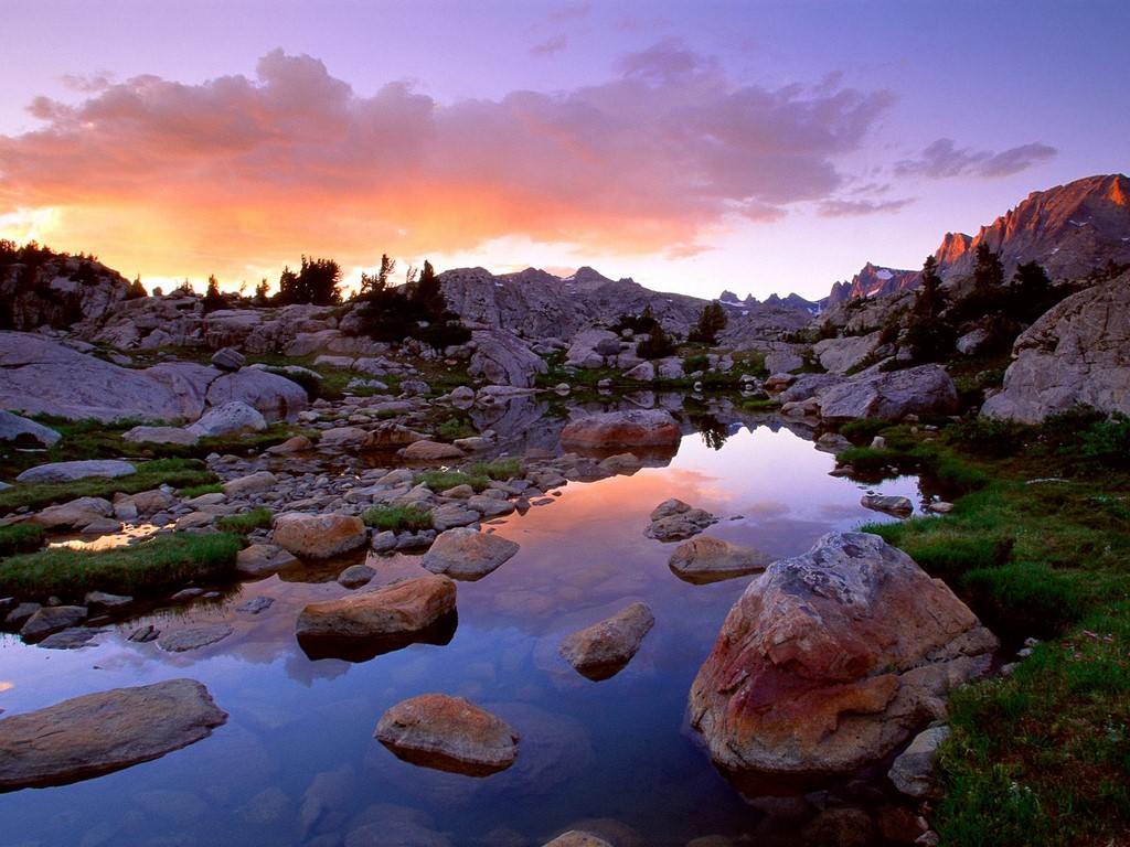 http://1.bp.blogspot.com/-ksZsIPhu_3I/TzLmPPA1r5I/AAAAAAAAHVc/ct-K0nyPKCo/s1600/Wind_River_Range,_Rocky_Mountains_of_Wyoming.jpg