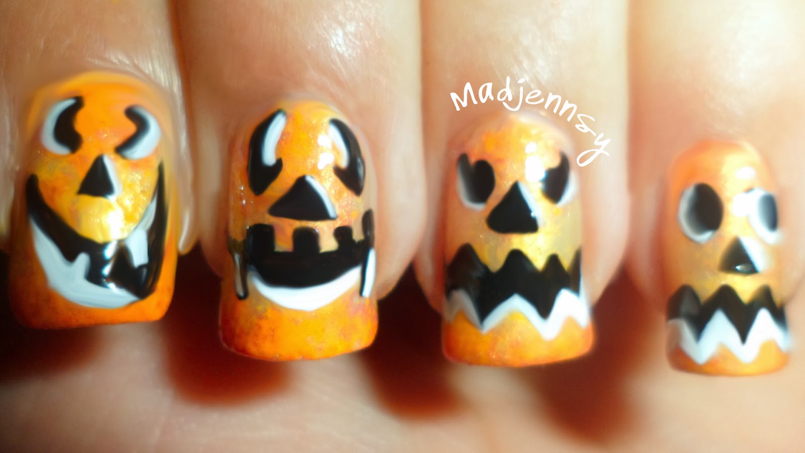 4. Pumpkin Halloween Dip Nail Design - wide 5