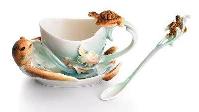 porcelain tea cups