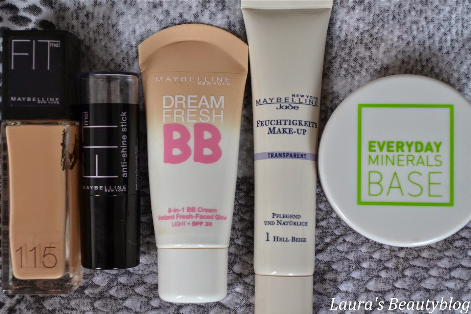 Laura S Beautyblog Mijn Huidige Foundations Bb Creams Reviews En Swatches