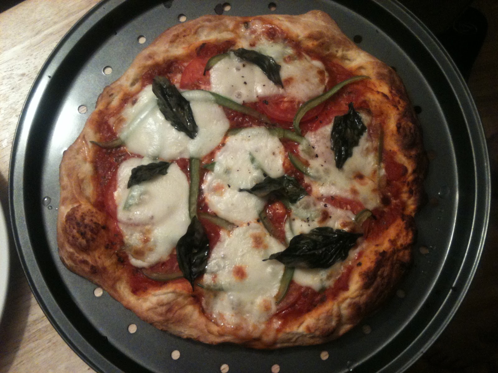 Cookin' with the Kaptain Fresh Mozzarella & Basil Pizza w/Fresh