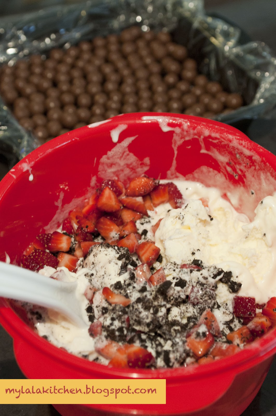 LaLa's Kitchen Cookies and Cream Icecream Cake with Maltesers and