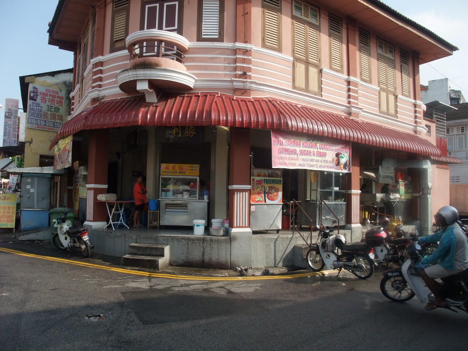 Famous penang mee goreng