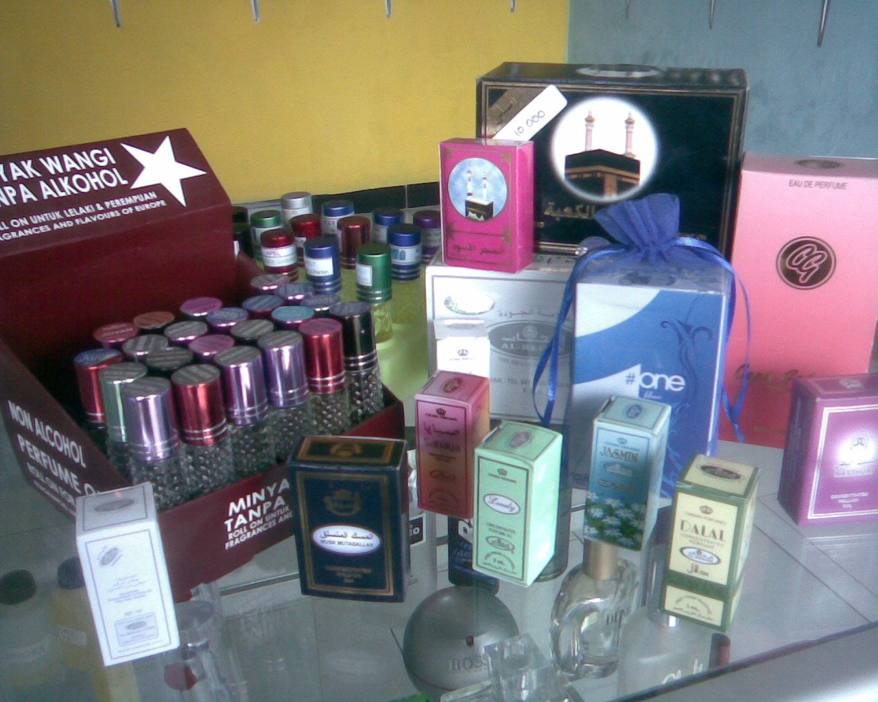 ade copa gabana parfum mode november 2011 ade copa gabana parfum mode november 2011