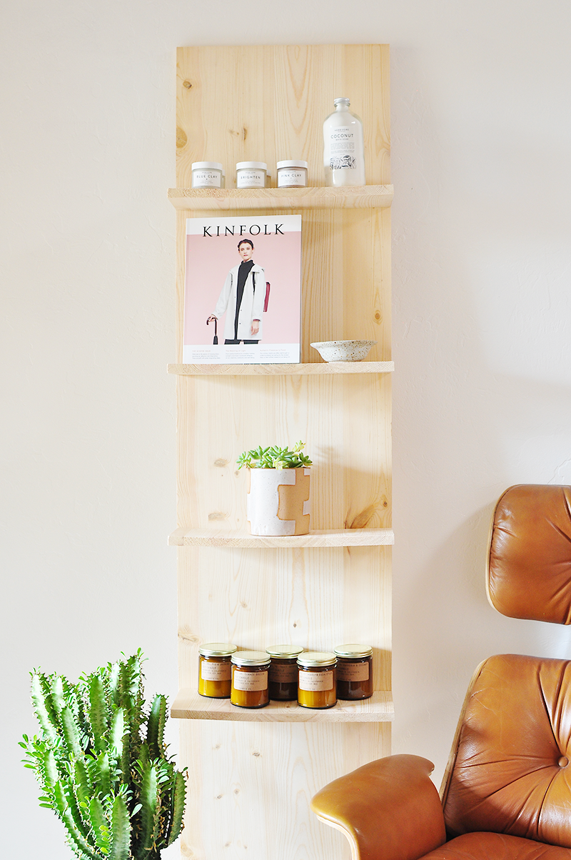 DIY/ Leaning Natural Wood Shelf FINE LIFE CO
