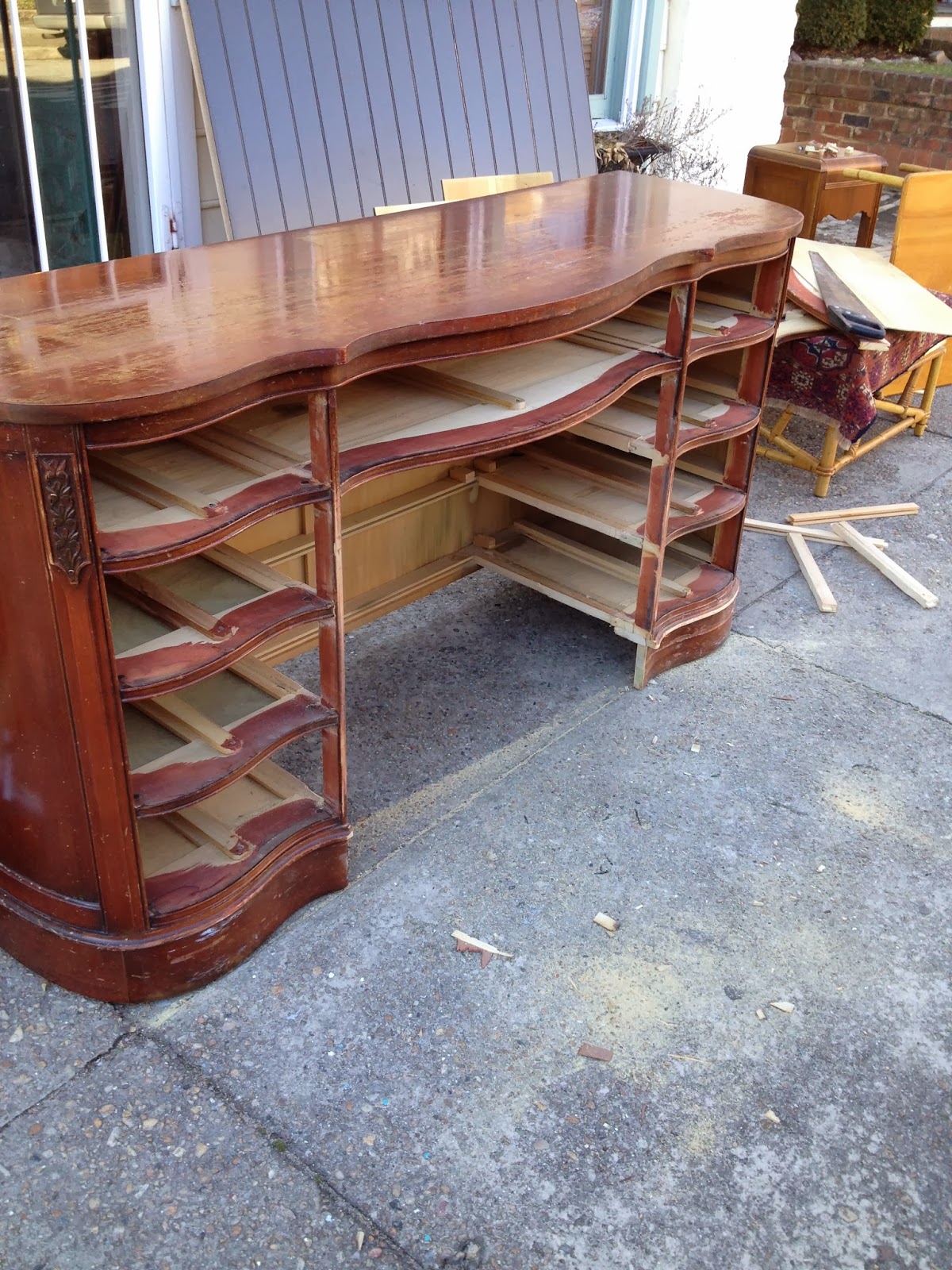 SheShe, The Home Magician How to make a dresser into a desk!