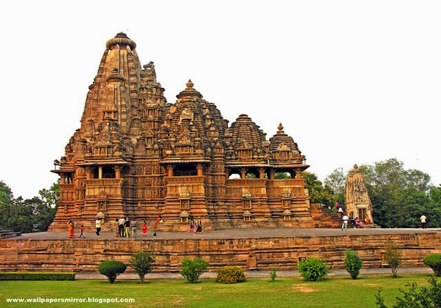 10 famous temples photo collections in india