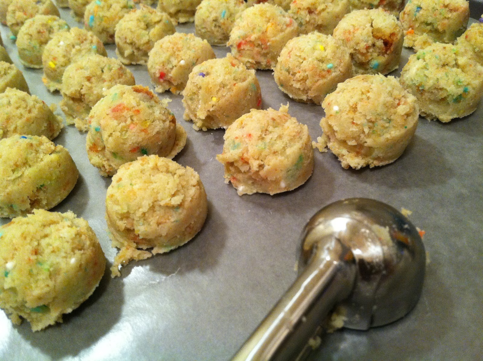 Julie Bakes Funfetti cake balls