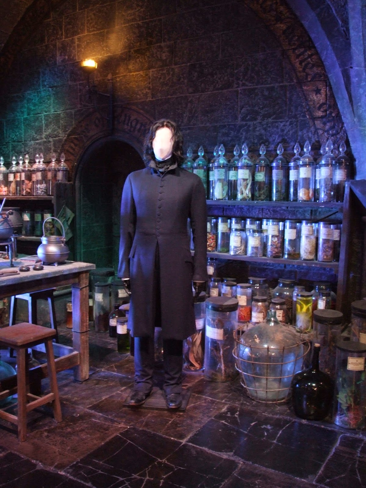 Tiny Treasures Harry Potter Studio Tour Snape's Classroom