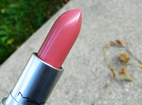 Mac Hot Gossip Lipstick Review Photos And Swatches Blog Beauty Care Beauty Is Art