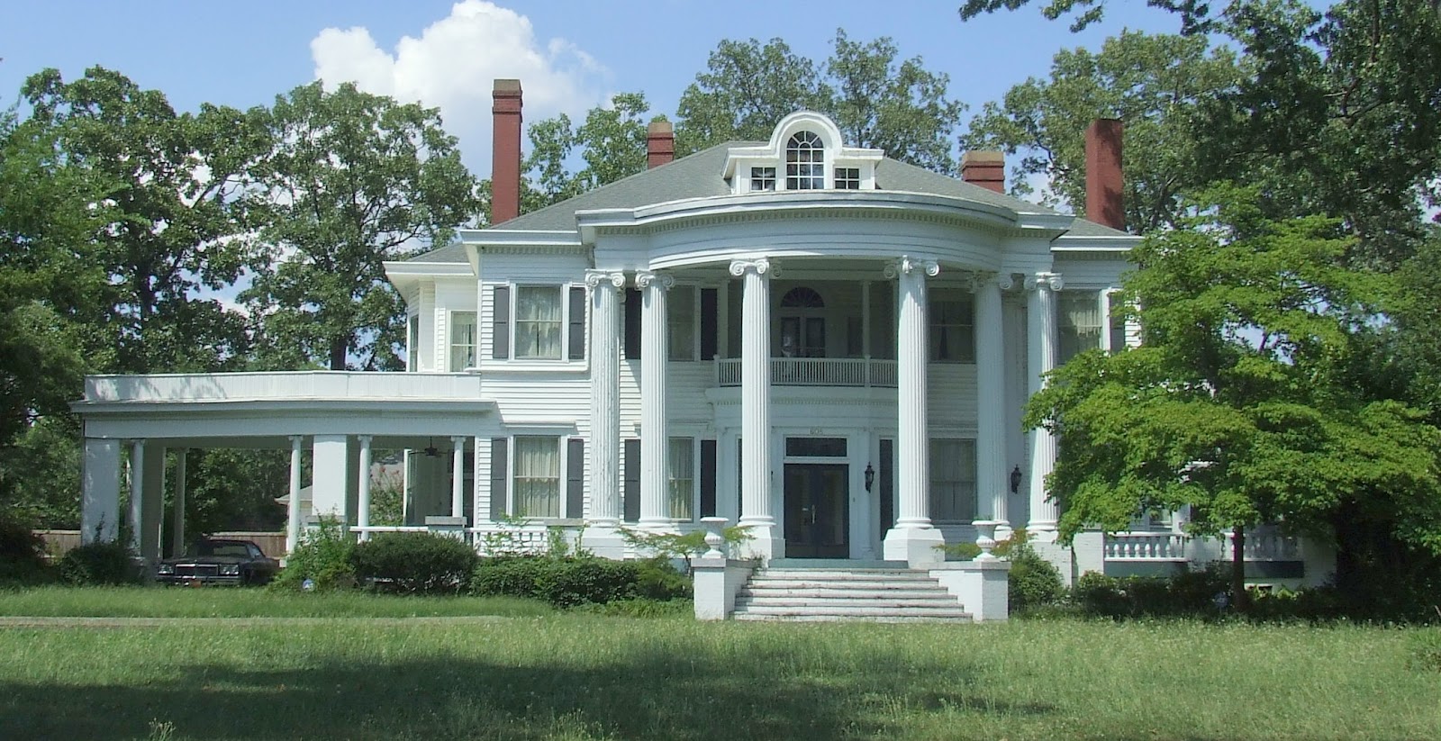 My Blue Cottage A Walk Down the Boulevard Anderson, SC
