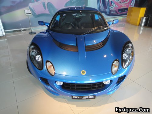 Kereta Lotus Baru