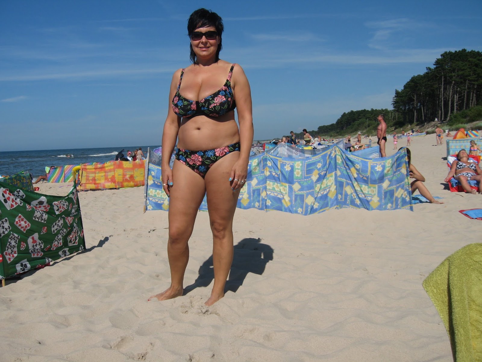 Толстые Нудистки На Пляже Фото