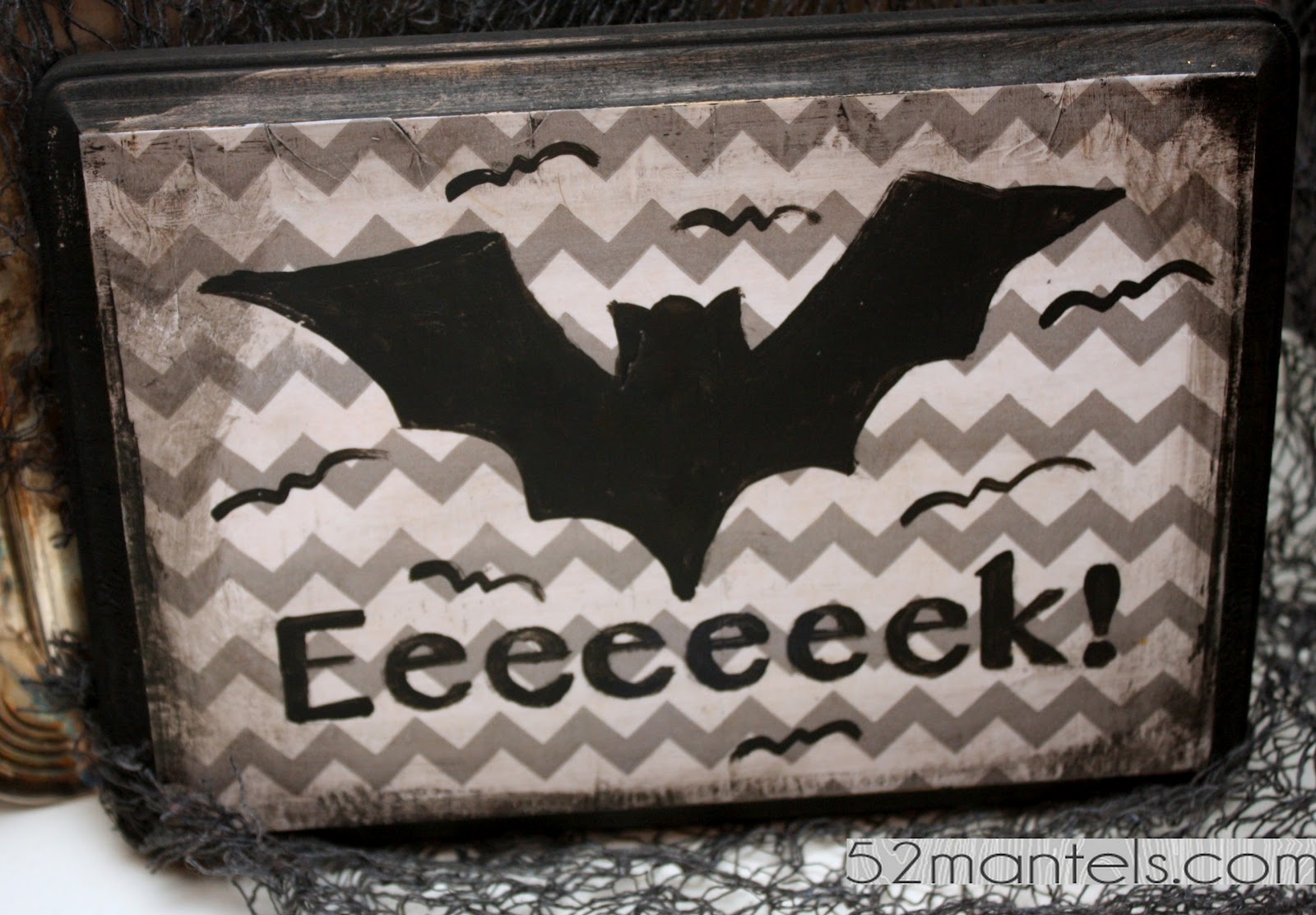 52 Mantels Painted Halloween Sign (using charcoal transfer method!)