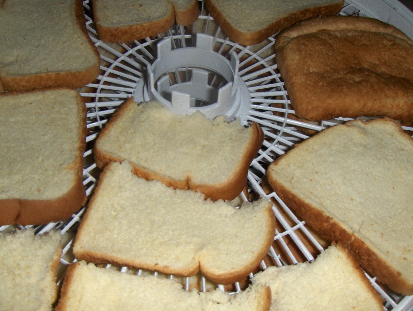 Consistently Sporadic! DIY Homemade Seasoned Bread crumbs