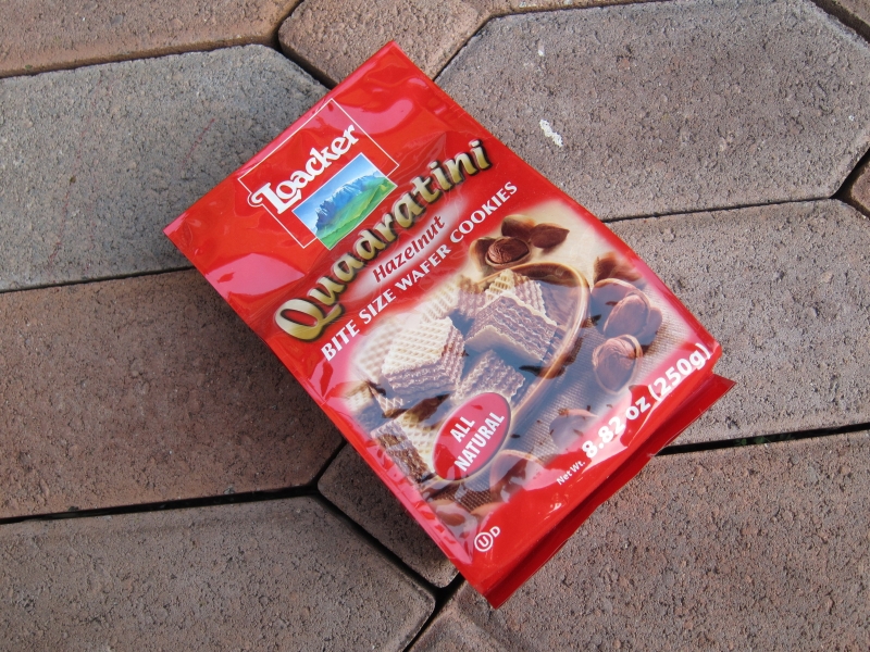 Review Loacker Quadratini Hazelnut Wafers Cookies Brand Eating