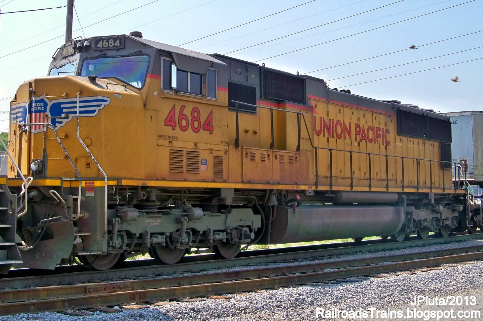UP+4684+SD70M+Locomotive+Train+Engine+Un