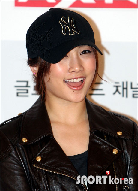 20110420_nicole_jung_2.jpg