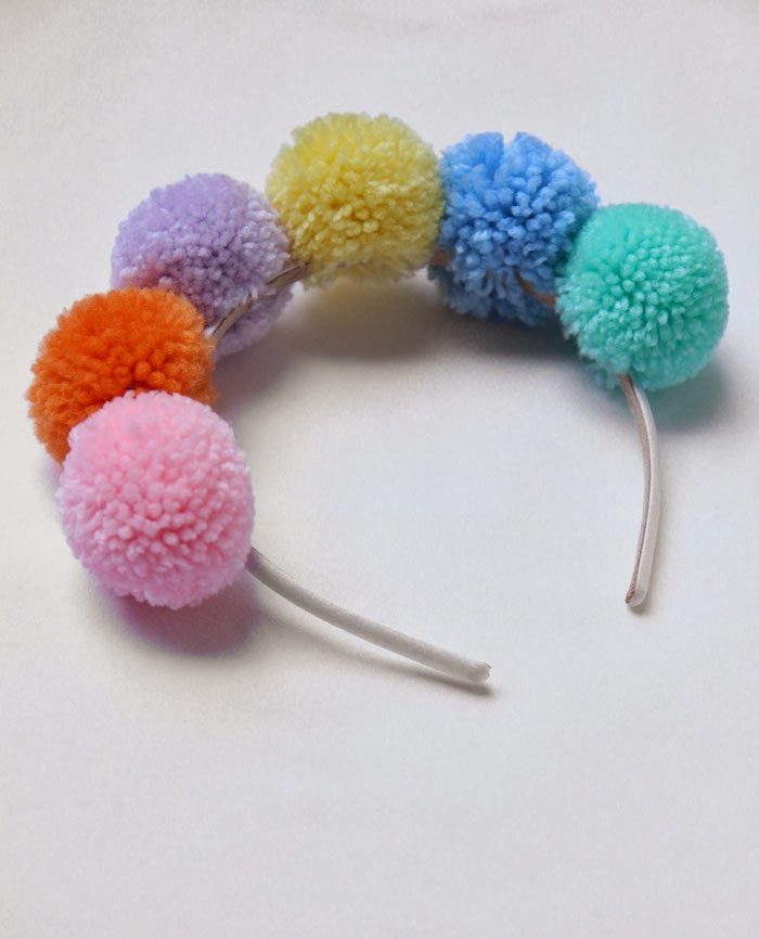 Pom-pom headband 3
