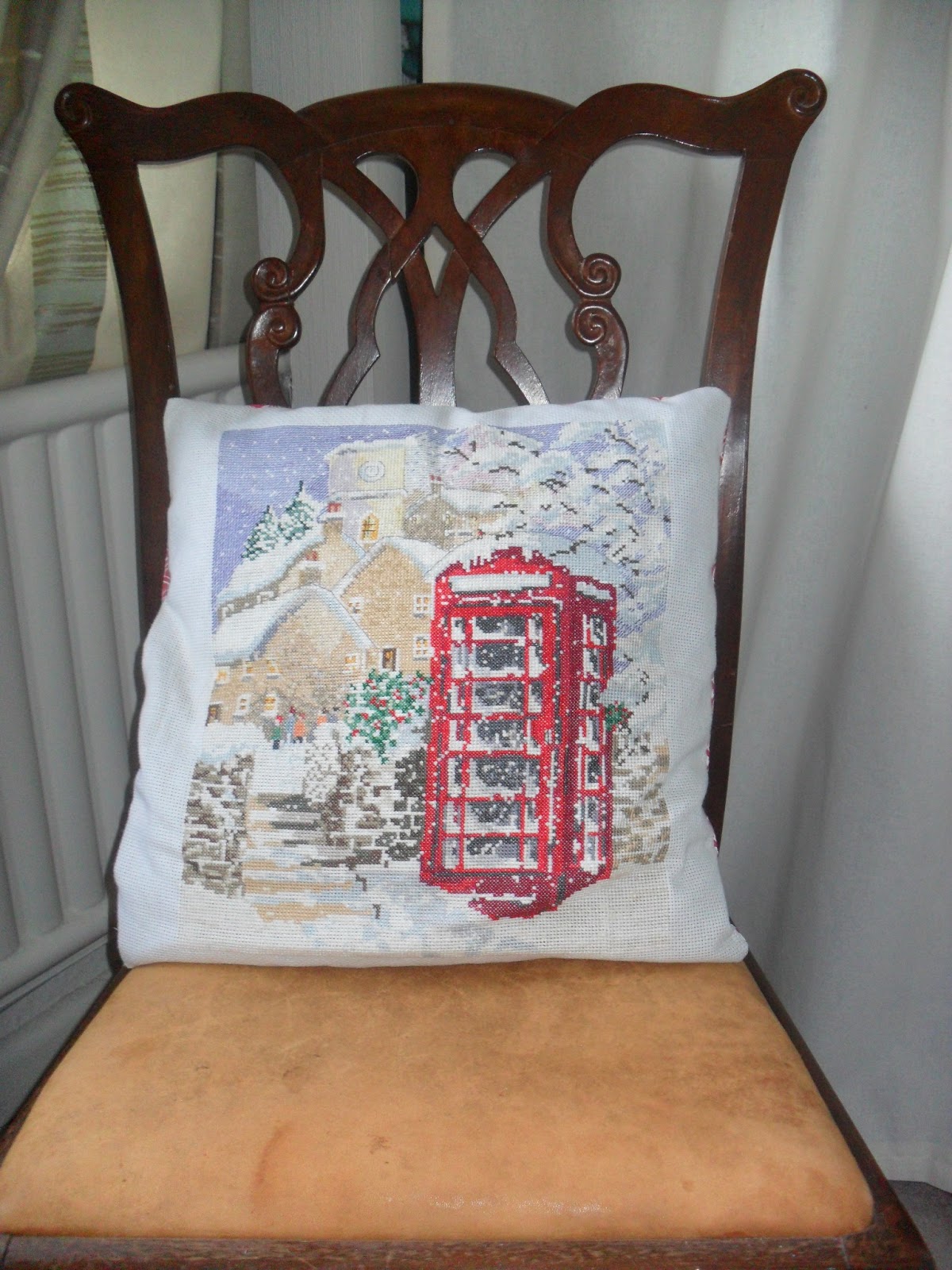 Cupcakes and Cushions CrossStitch Cushion