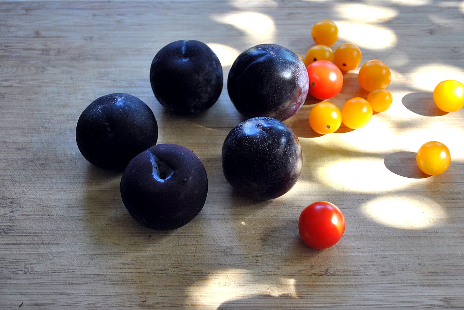 I Just Love My Apron 5 Star Makeover Black Plum Sauce, Nectarine