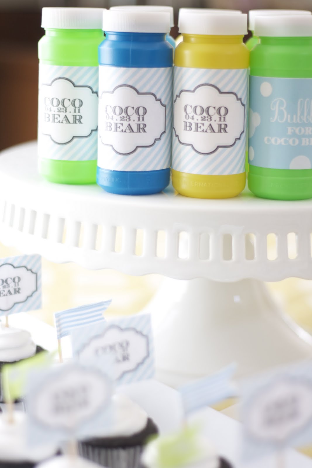 swankychicfete bubbles and bowties baby shower