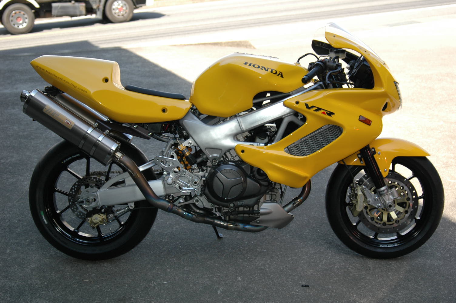 Special Caferacer Vtr 1000 F Special