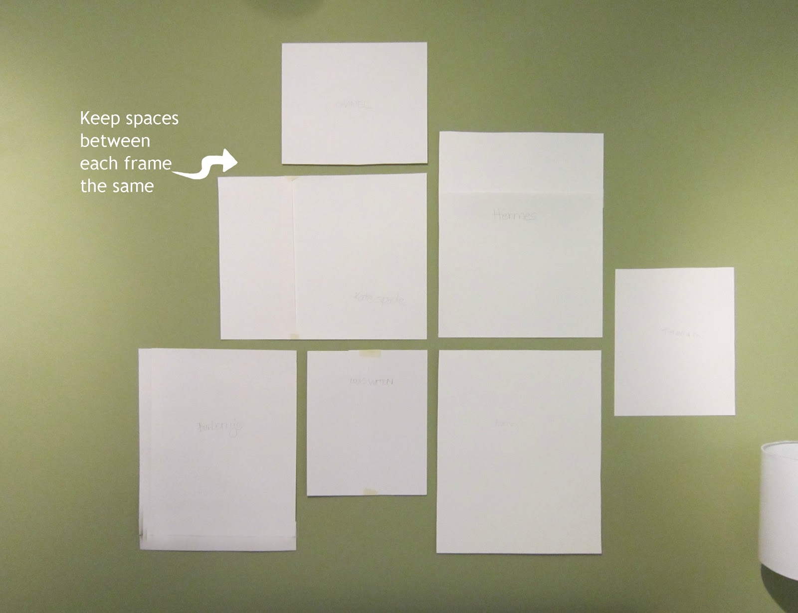 how to hang pictures of different sizes Home Decor