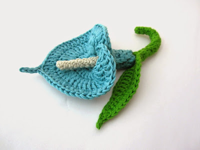https://www.etsy.com/listing/230844789/blue-calla-lily-crochet-woman?ref=listing-shop-header-2