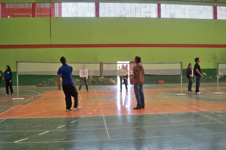 jogo badminton alunos EEB EST.SCHUM.