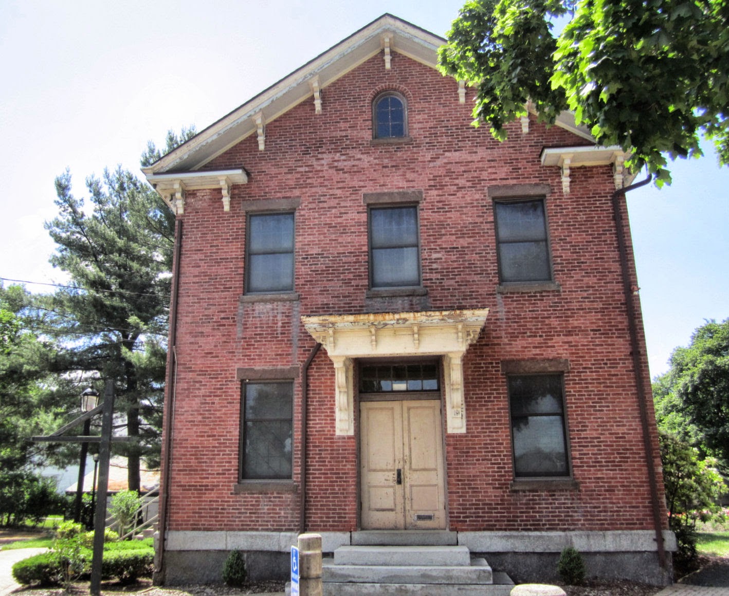 The Size of Connecticut East Hartford 2 for 1