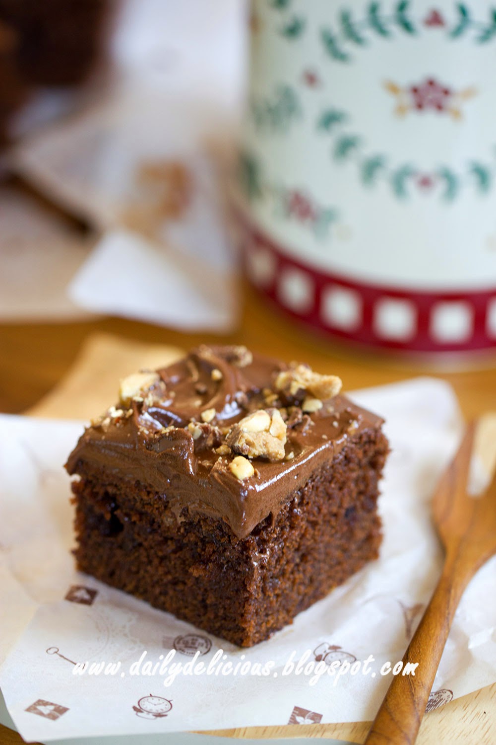 dailydelicious: Easy one bowl No Egg Chocolate Cake