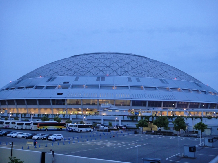 Life with hubby Baseball game at Nagoya Dome