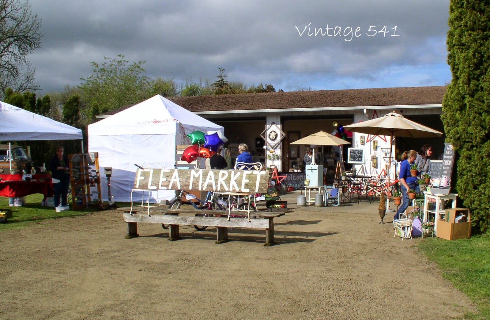 Vintage 541 Spring Flea Market Photos