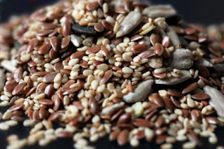 [Image: hat-cham-soc-da.jpg]