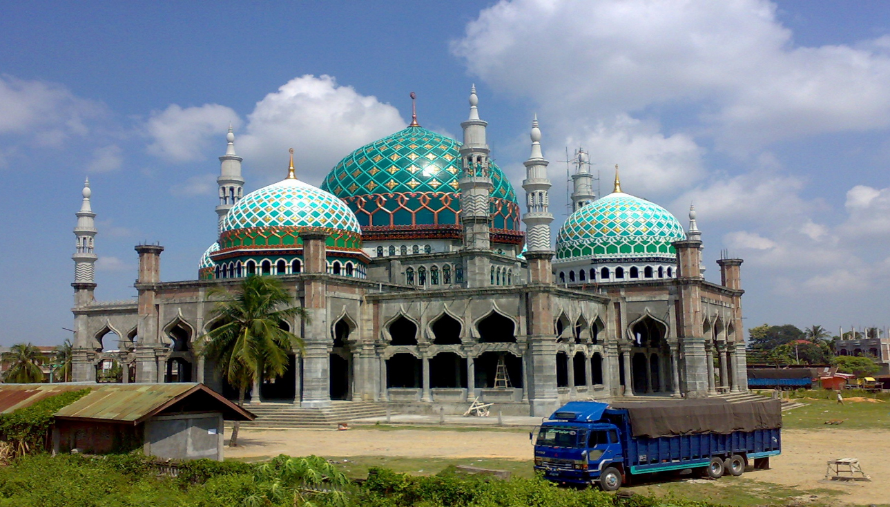 MASJID RAYA PASE Pantonlabu Aceh Utara: Foto Masjid Raya Pase