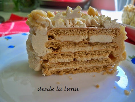 Tarta De Galletas Con Buttercream De Moka
