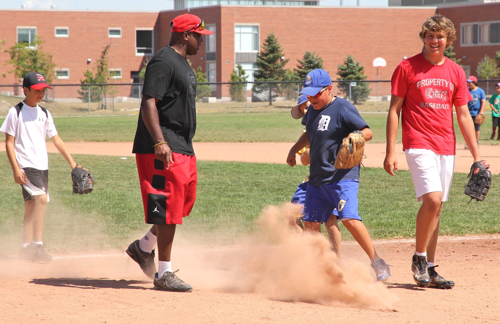 Monarch Kitchen & Bath Centre August 2012