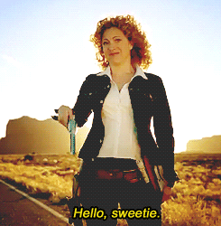 River-Hello-Sweetie-doctor-who-32811305-245-250.gif