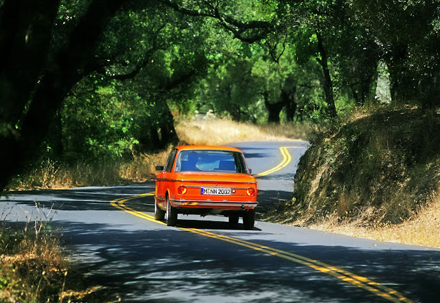 Bmw 2002 Tii Modern Design By Moderndesign Org