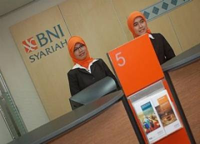 http://rekrutindo.blogspot.com/2012/05/bank-bni-syariah-financing-officer.html