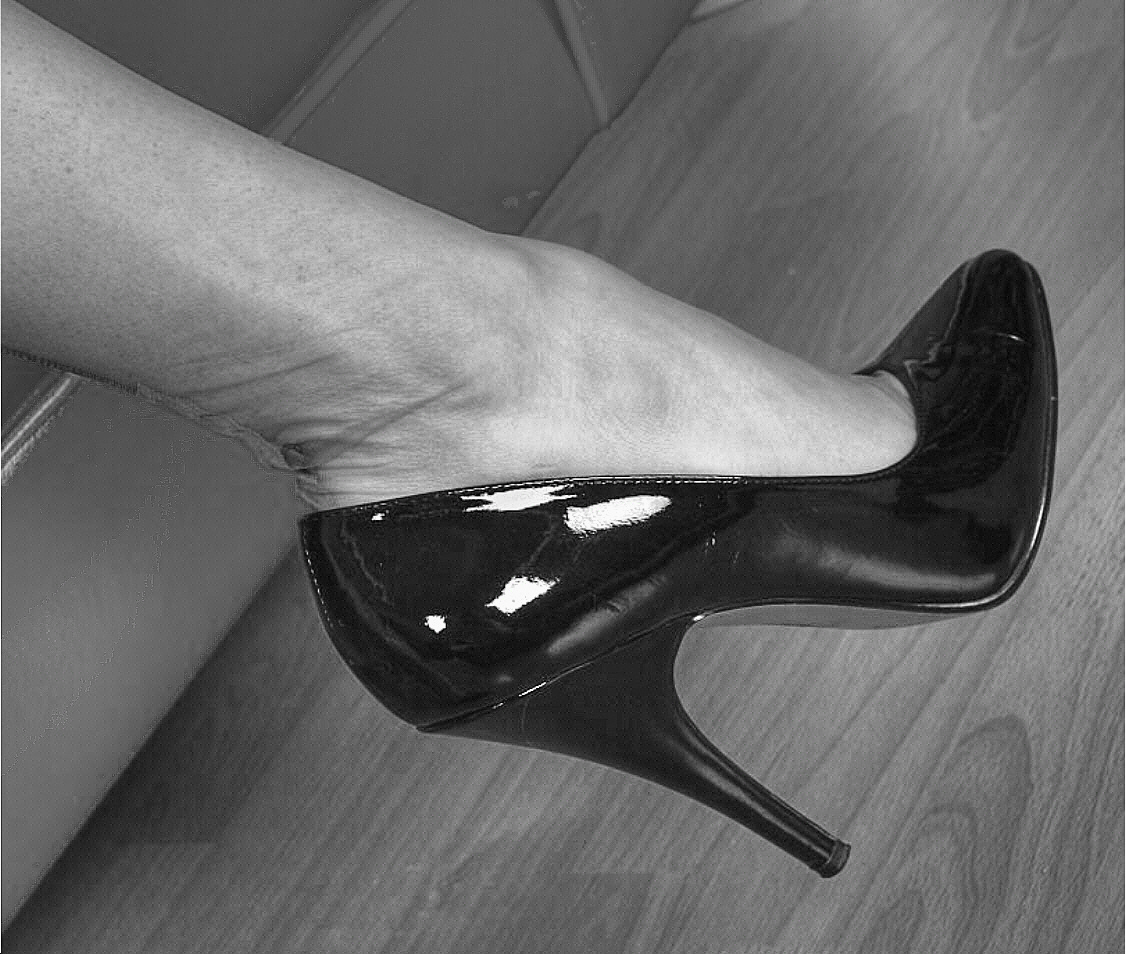 heels on
