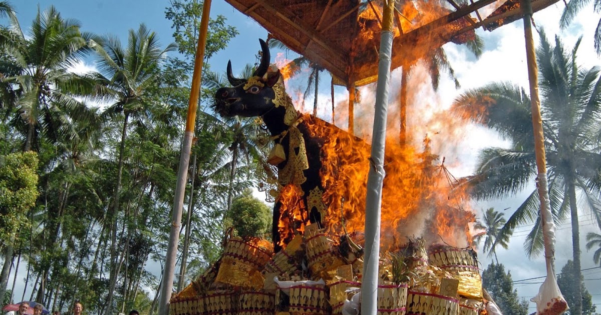 Pengertian dan Sejarah Upacara Adat Ngaben di Bali Macam